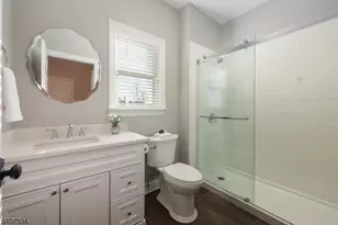 82 Oxford Pl, Hillsborough Township, NJ 08844 - Photo 28