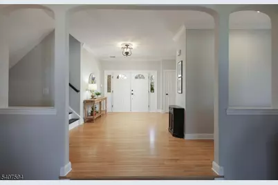 82 Oxford Pl, Hillsborough Township, NJ 08844 - Photo 8