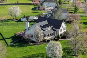 82 Oxford Pl, Hillsborough Township, NJ 08844 - Photo 4