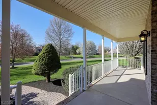 82 Oxford Pl, Hillsborough Township, NJ 08844 - Photo 6