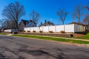 426 Walnut St., Roselle, NJ 07203 - Photo 32