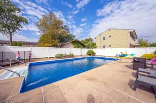 426 Walnut St., Roselle, NJ 07203 - Photo 24