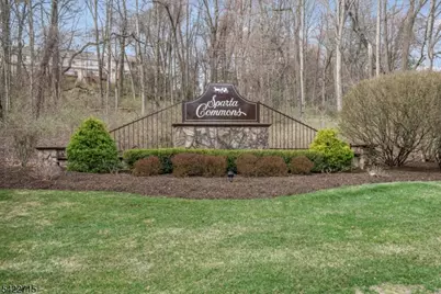 79 Carriage Ln, Sparta Township, NJ 07871 - Photo 28