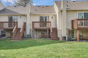 79 Carriage Ln, Sparta Township, NJ 07871 - Photo 26