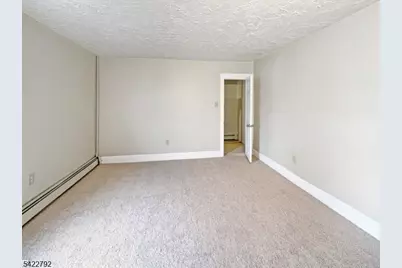 214 Washington St, Phillipsburg, NJ 08865 - Photo 16