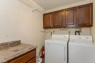 94 Hagerman Ct, Bridgewater, NJ 08807 - Photo 20