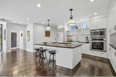 55 Lakeview Avenue, Millburn, NJ 07078 - Photo 8