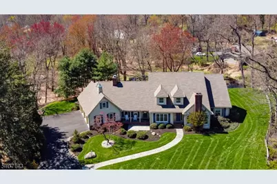 971 Nepawin Ln, Scotch Plains Township, NJ 07076 - Photo 2