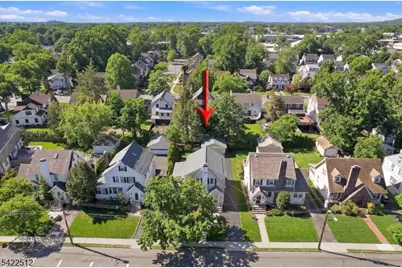 894 Ridgewood Road, Millburn, NJ 07041 - Photo 34