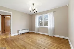 371 A Elizabeth Ave, Franklin Township, NJ 08873 - Photo 12