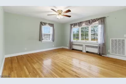 371 A Elizabeth Ave #A, Franklin Township, NJ 08873 - Photo 8