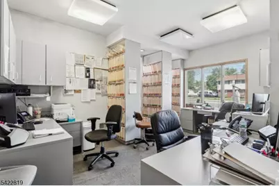 1530 Saint Georges Ave, Rahway, NJ 07065 - Photo 16