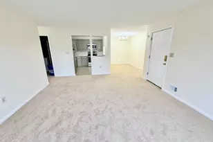 58 Amethyst Way, Franklin Township, NJ 08823 - Photo 2