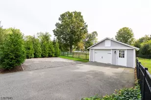 43 Kenvil Ave, Roxbury Township, NJ 07876 - Photo 16