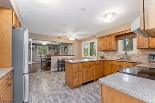 2 Mountain View Rd, Readington, NJ 08889 - Photo 16