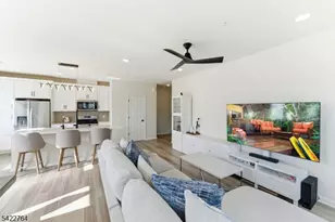 5 Sadie Cir, Union Township, NJ 07083 - Photo 4