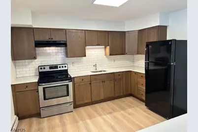 6 Elizabeth St #6, Dover, NJ 07801 - Photo 2