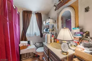 195 Emerson Ave, Paterson, NJ 07502 - Photo 18