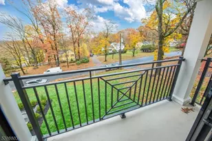 24 Cliffside Dr, Livingston, NJ 07039 - Photo 30