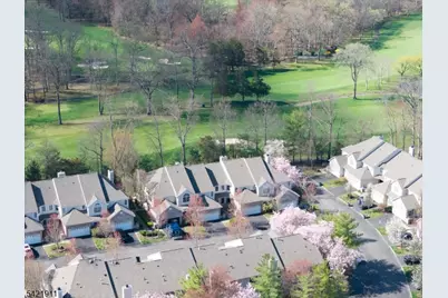 97 Winged Foot Dr, Livingston, NJ 07039 - Photo 4