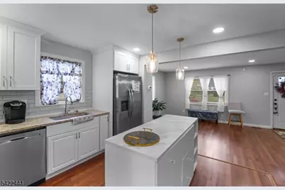 639 Parkview Ave, North Plainfield, NJ 07063 - Photo 8