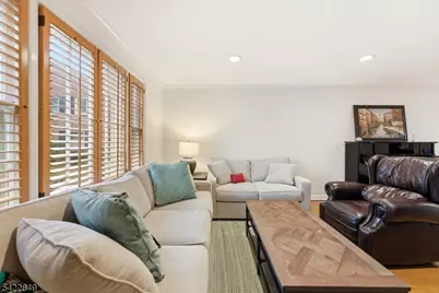 260 Walnut St #9, Westfield, NJ 07090 - Photo 2