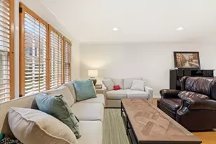 260 Walnut St, Westfield, NJ 07090 - Photo 2