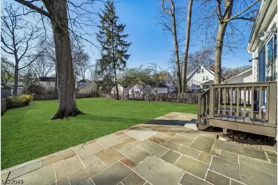 5 Essex Rd, Maplewood, NJ 07040 - Photo 34