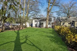 5 Essex Rd, Maplewood, NJ 07040 - Photo 32