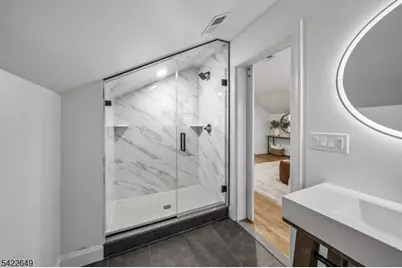 5 Essex Rd, Maplewood, NJ 07040 - Photo 16