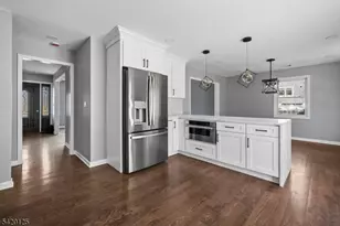 246 Fawn Ridge, Mountainside, NJ 07092 - Photo 10