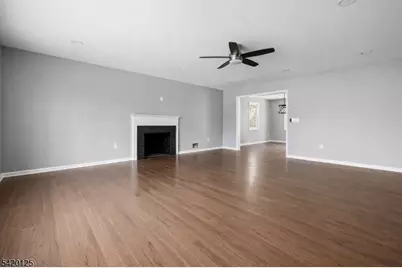 246 Fawn Rdg, Mountainside, NJ 07092 - Photo 4