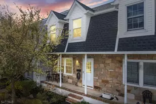 1709 William and Mary Cmn, Hillsborough Township, NJ 08844 - Photo 32