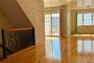 3 Harbor Front Ct, Elizabeth, NJ 07206 - Photo 10