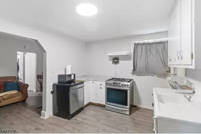 36 Edison St, Bloomfield, NJ 07003 - Photo 8