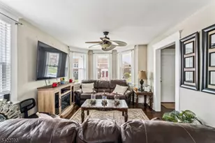 21 Ellington St, East Orange, NJ 07017 - Photo 6