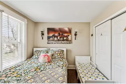 21 Ellington St, East Orange, NJ 07017 - Photo 20