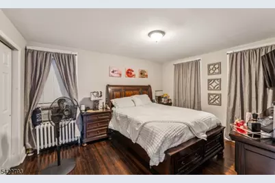 21 Ellington St, East Orange, NJ 07017 - Photo 16