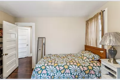 21 Ellington St, East Orange, NJ 07017 - Photo 22