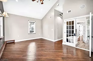 22 Vine St, Nutley, NJ 07110 - Photo 28