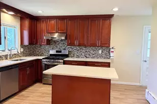 26 Sycamore Terrace, Livingston, NJ 07039 - Photo 4