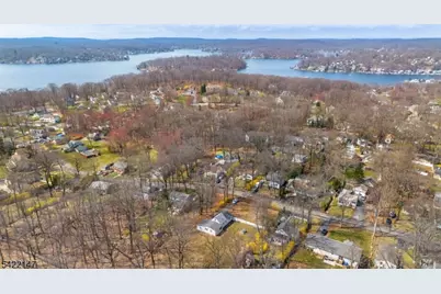 19 Homestead Rd, Jefferson Township, NJ 07849 - Photo 26