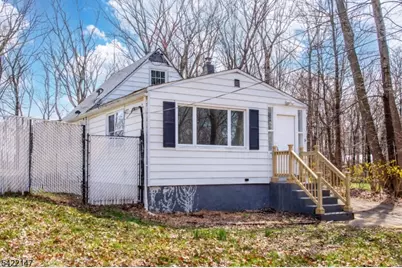 19 Homestead Rd, Jefferson Township, NJ 07849 - Photo 22