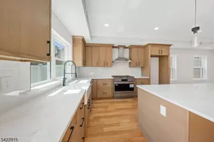 540 Muriel Pkwy, Elizabeth, NJ 07208 - Photo 8