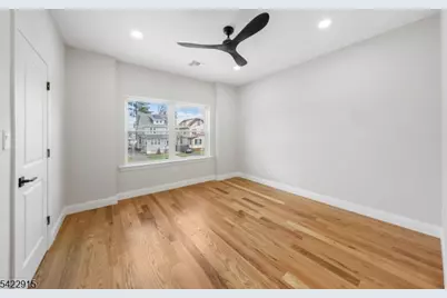 540 Muriel Pkwy, Elizabeth, NJ 07208 - Photo 18