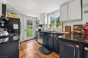 25 Railroad Ave, Califon, NJ 07830 - Photo 8