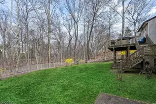 9 Oxford Dr, Livingston, NJ 07039 - Photo 32