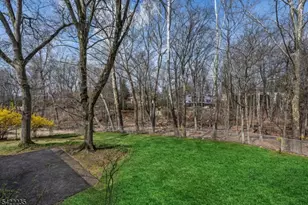 9 Oxford Dr, Livingston, NJ 07039 - Photo 30