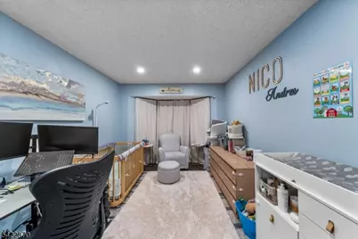 9 Ruby Ct, Franklin Township, NJ 08823 - Photo 10