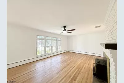 4 Baker Rd, Vernon, NJ 07461 - Photo 4